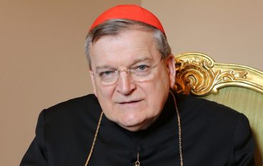 Cardinal Burke Calls Our Nation to Pray 54 Day Rosary Novena
