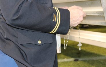 West Point Chaplain Prays Army to Victory with a “Combat Rosary!”